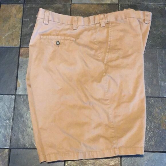 St John’s Bay Men’s Tan Chino Shorts size 50 - Picture 4 of 8